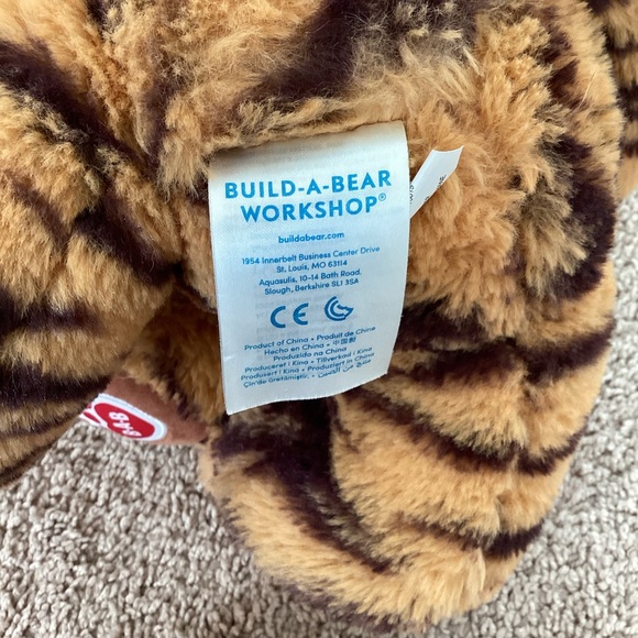 Build A Bear Workshop sitting tiger cub stuffed animal | boy girl toy | 2016 - Picture 3 of 7